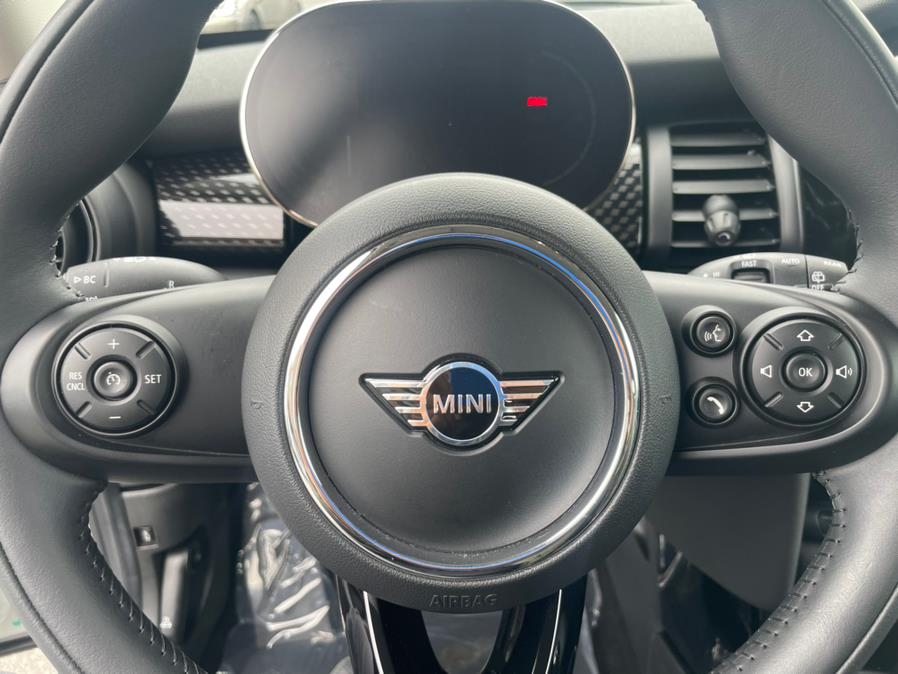 2021 MINI Cooper SE Signature, available for sale in Daly City, California | Green Light Auto Wholesale. Daly City, California 2021 MINI Cooper SE Signature, available for sale in Daly City, California | Green Light Auto Wholesale. Daly City, California