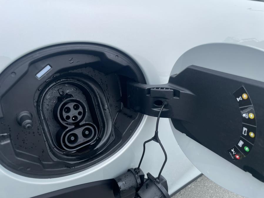 2021 MINI Cooper SE Signature, available for sale in Daly City, California | Green Light Auto Wholesale. Daly City, California 2021 MINI Cooper SE Signature, available for sale in Daly City, California | Green Light Auto Wholesale. Daly City, California