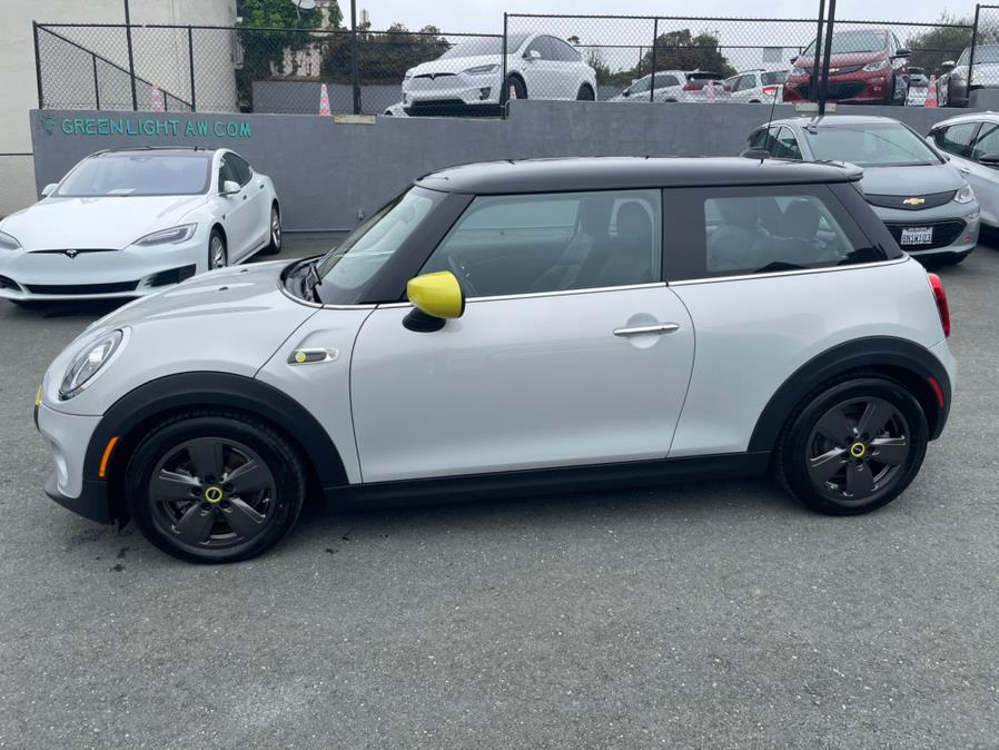 2021 MINI Cooper SE Signature, available for sale in Daly City, California | Green Light Auto Wholesale. Daly City, California 2021 MINI Cooper SE Signature, available for sale in Daly City, California | Green Light Auto Wholesale. Daly City, California