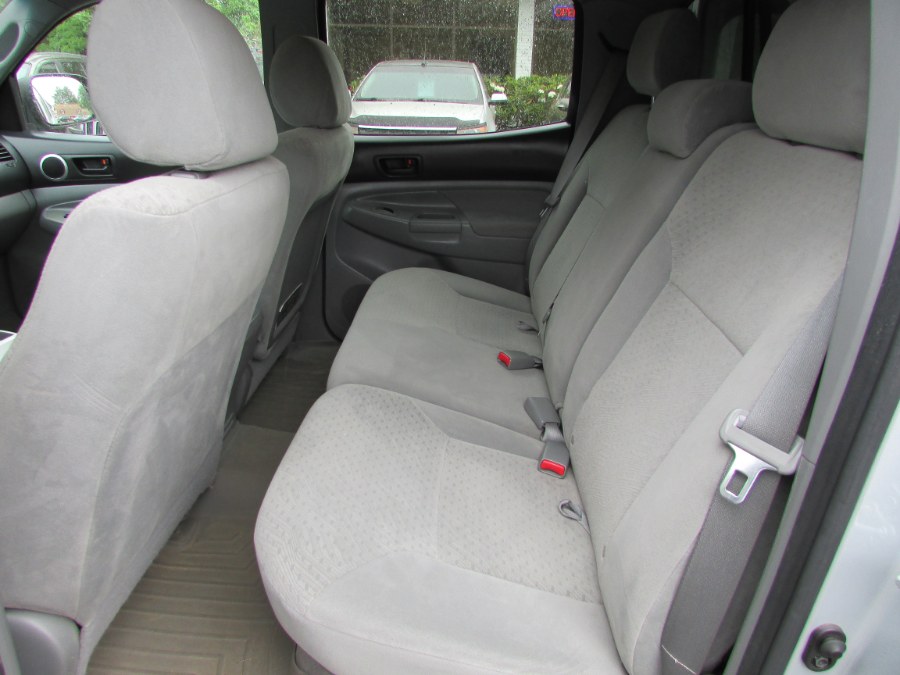 2007 Toyota Tacoma 4WD Double 128 V6 AT, available for sale in East Windsor, Connecticut | United Auto Sales of E Windsor, Inc. East Windsor, Connecticut 2007 Toyota Tacoma 4WD Double 128 V6 AT, available for sale in East Windsor, Connecticut | United Auto Sales of E Windsor, Inc. East Windsor, Connecticut