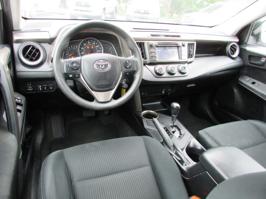2015 Toyota RAV4 AWD 4dr LE (Natl), available for sale in East Windsor, Connecticut | United Auto Sales of E Windsor, Inc. East Windsor, Connecticut 2015 Toyota RAV4 AWD 4dr LE (Natl), available for sale in East Windsor, Connecticut | United Auto Sales of E Windsor, Inc. East Windsor, Connecticut