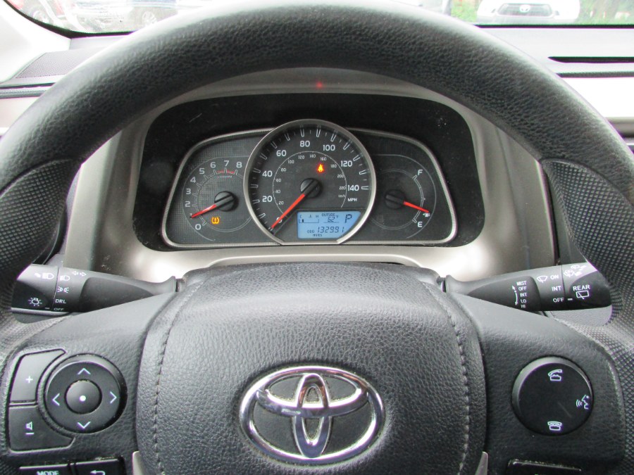 2015 Toyota RAV4 AWD 4dr LE (Natl), available for sale in East Windsor, Connecticut | United Auto Sales of E Windsor, Inc. East Windsor, Connecticut 2015 Toyota RAV4 AWD 4dr LE (Natl), available for sale in East Windsor, Connecticut | United Auto Sales of E Windsor, Inc. East Windsor, Connecticut