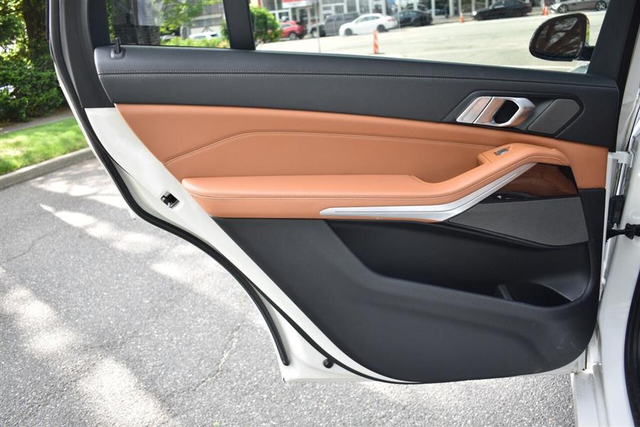 2020 BMW X7 xDrive40i AWD 4dr Sports Activity Vehicle, available for sale in Great Neck, New York | Camy Cars. Great Neck, New York 2020 BMW X7 xDrive40i AWD 4dr Sports Activity Vehicle, available for sale in Great Neck, New York | Camy Cars. Great Neck, New York