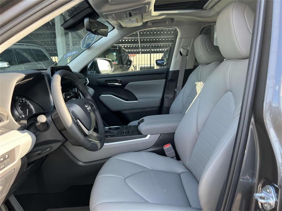 2023 Toyota Highlander L, available for sale in Wantagh, New York | Wantagh Certified. Wantagh, New York 2023 Toyota Highlander L, available for sale in Wantagh, New York | Wantagh Certified. Wantagh, New York