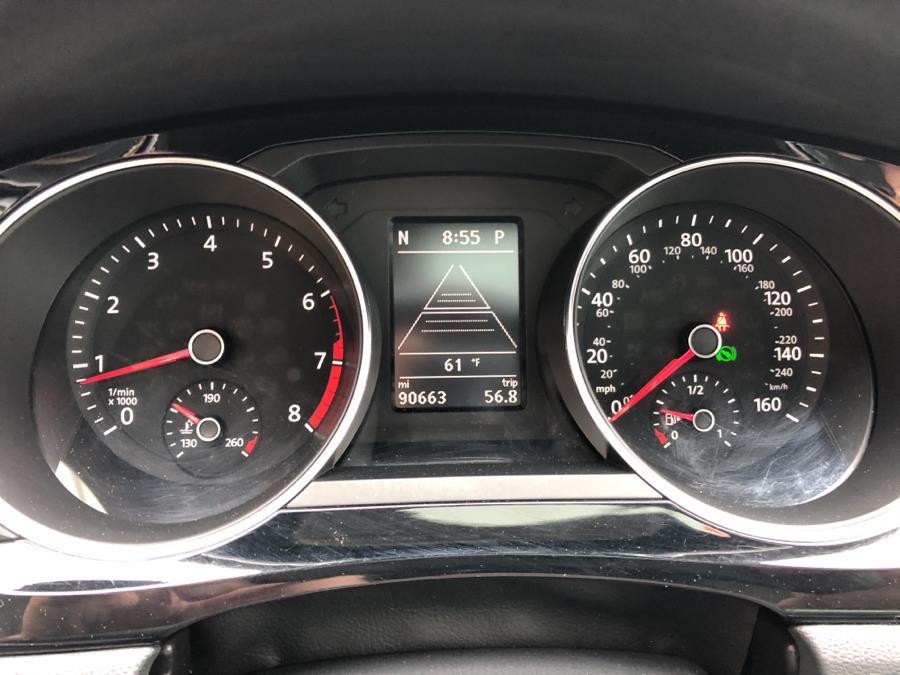 2017 Volkswagen Jetta 1.8T SEL Premium Auto, available for sale in Waterbury, Connecticut | National Auto Brokers, Inc.. Waterbury, Connecticut 2017 Volkswagen Jetta 1.8T SEL Premium Auto, available for sale in Waterbury, Connecticut | National Auto Brokers, Inc.. Waterbury, Connecticut