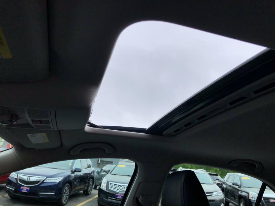 2017 Volkswagen Jetta 1.8T SEL Premium Auto, available for sale in Waterbury, Connecticut | National Auto Brokers, Inc.. Waterbury, Connecticut 2017 Volkswagen Jetta 1.8T SEL Premium Auto, available for sale in Waterbury, Connecticut | National Auto Brokers, Inc.. Waterbury, Connecticut