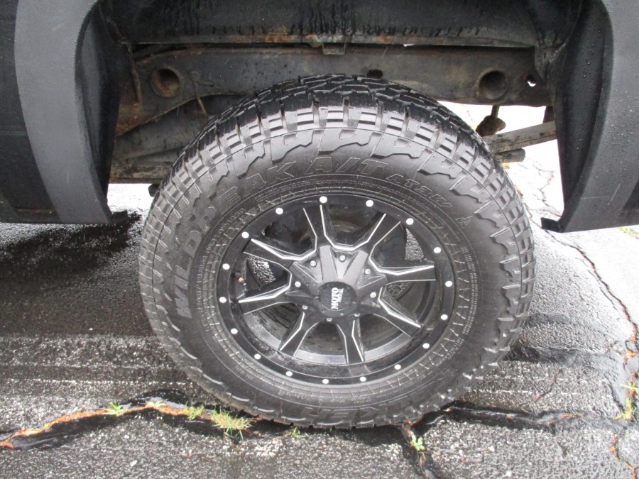 2010 Chevrolet Silverado 1500 4WD Ext Cab 143.5" LT, available for sale in New Britain, Connecticut | Universal Motors LLC. New Britain, Connecticut 2010 Chevrolet Silverado 1500 4WD Ext Cab 143.5" LT, available for sale in New Britain, Connecticut | Universal Motors LLC. New Britain, Connecticut
