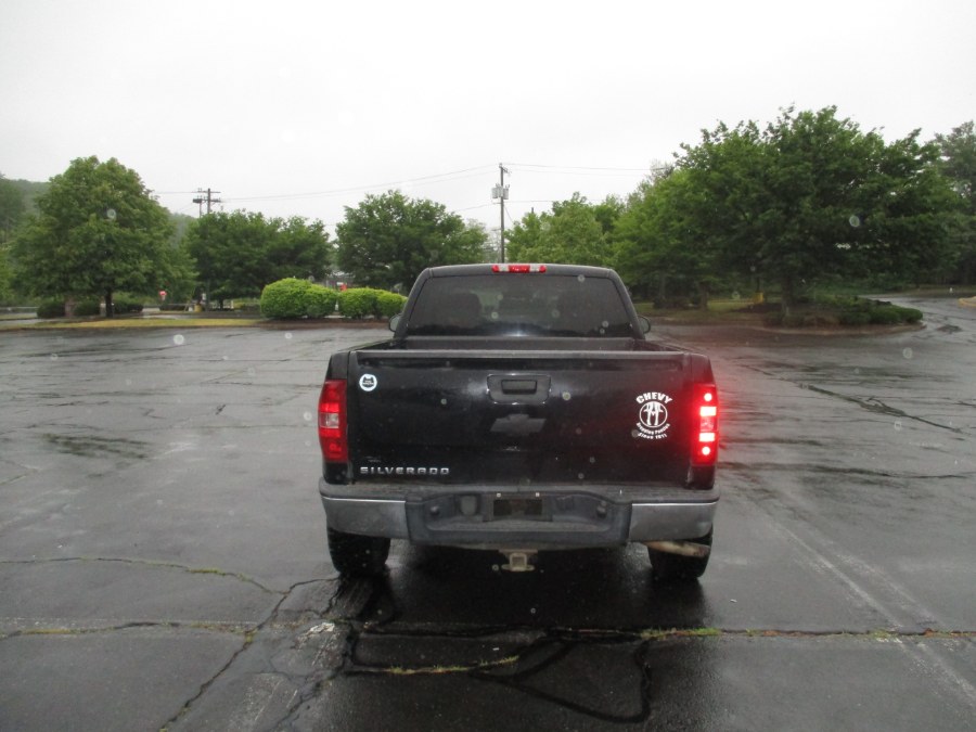 2010 Chevrolet Silverado 1500 4WD Ext Cab 143.5" LT, available for sale in New Britain, Connecticut | Universal Motors LLC. New Britain, Connecticut 2010 Chevrolet Silverado 1500 4WD Ext Cab 143.5" LT, available for sale in New Britain, Connecticut | Universal Motors LLC. New Britain, Connecticut
