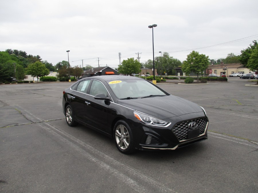 2019 Hyundai Sonata SEL 2.4L, available for sale in New Britain, Connecticut | Universal Motors LLC. New Britain, Connecticut 2019 Hyundai Sonata SEL 2.4L, available for sale in New Britain, Connecticut | Universal Motors LLC. New Britain, Connecticut