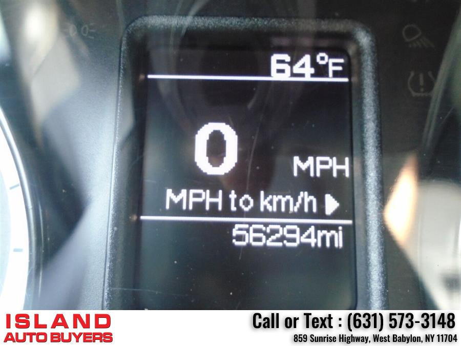 2016 Ram 1500 Express 4x4 4dr Crew Cab 5.5 ft. SB Pickup, available for sale in West Babylon, New York | Island Auto Buyers. West Babylon, New York 2016 Ram 1500 Express 4x4 4dr Crew Cab 5.5 ft. SB Pickup, available for sale in West Babylon, New York | Island Auto Buyers. West Babylon, New York
