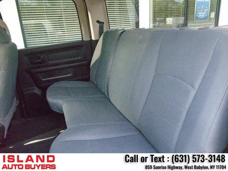 2016 Ram 1500 Express 4x4 4dr Crew Cab 5.5 ft. SB Pickup, available for sale in West Babylon, New York | Island Auto Buyers. West Babylon, New York 2016 Ram 1500 Express 4x4 4dr Crew Cab 5.5 ft. SB Pickup, available for sale in West Babylon, New York | Island Auto Buyers. West Babylon, New York