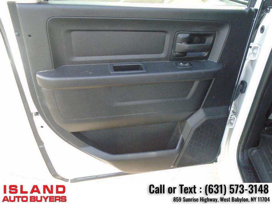 2016 Ram 1500 Express 4x4 4dr Crew Cab 5.5 ft. SB Pickup, available for sale in West Babylon, New York | Island Auto Buyers. West Babylon, New York 2016 Ram 1500 Express 4x4 4dr Crew Cab 5.5 ft. SB Pickup, available for sale in West Babylon, New York | Island Auto Buyers. West Babylon, New York