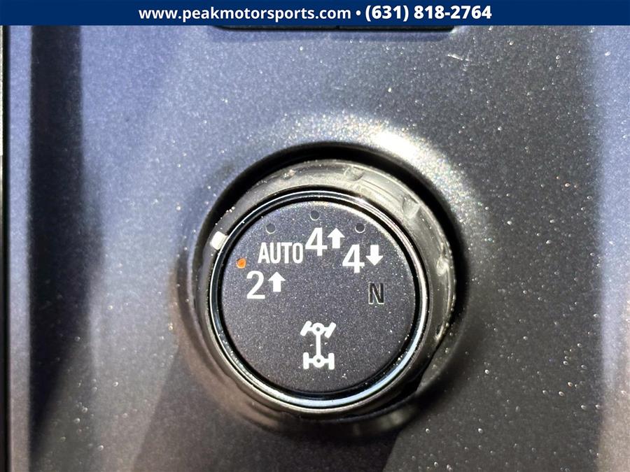 2018 Chevrolet Silverado 1500 4WD Double Cab 143.5" LT w/1LT, available for sale in Bayshore, New York | Peak Automotive Inc.. Bayshore, New York 2018 Chevrolet Silverado 1500 4WD Double Cab 143.5" LT w/1LT, available for sale in Bayshore, New York | Peak Automotive Inc.. Bayshore, New York