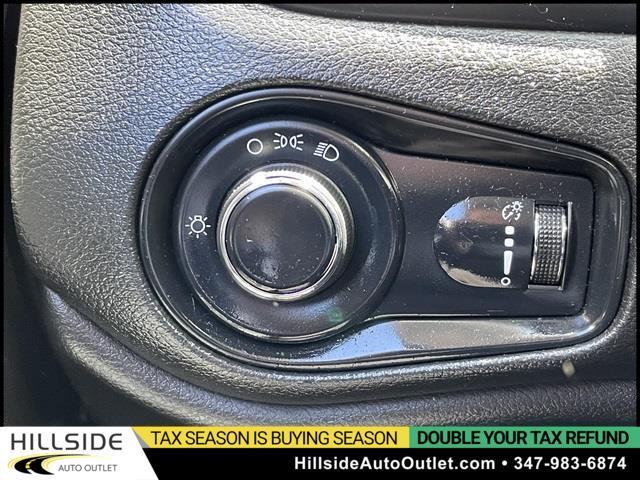 2016 Jeep Renegade Sport 4WD, available for sale in Jamaica, New York | Hillside Auto Outlet. Jamaica, New York 2016 Jeep Renegade Sport 4WD, available for sale in Jamaica, New York | Hillside Auto Outlet. Jamaica, New York