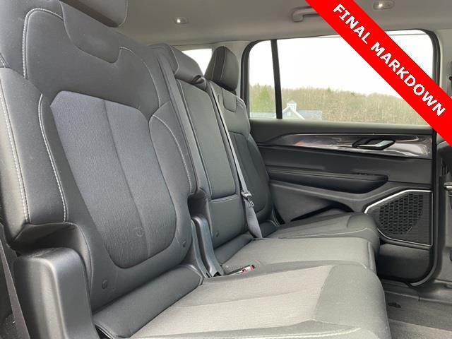 2021 Jeep Grand Cherokee l Laredo, available for sale in Brookfield, Connecticut | Blasius Federal Road. Brookfield, Connecticut 2021 Jeep Grand Cherokee l Laredo, available for sale in Brookfield, Connecticut | Blasius Federal Road. Brookfield, Connecticut