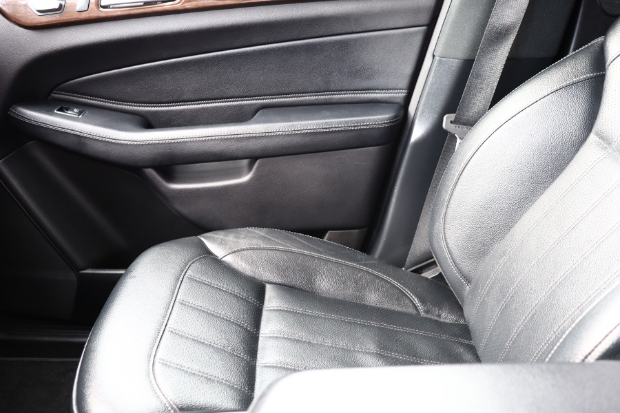 2019 Mercedes-Benz GLE GLE 400 4MATIC SUV, available for sale in Jamaica, New York | Hillside Auto Mall Inc.. Jamaica, New York 2019 Mercedes-Benz GLE GLE 400 4MATIC SUV, available for sale in Jamaica, New York | Hillside Auto Mall Inc.. Jamaica, New York