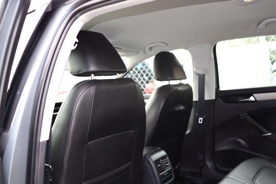 2020 Volkswagen Passat 2.0T SE Auto, available for sale in Jamaica, New York | Hillside Auto Mall Inc.. Jamaica, New York 2020 Volkswagen Passat 2.0T SE Auto, available for sale in Jamaica, New York | Hillside Auto Mall Inc.. Jamaica, New York