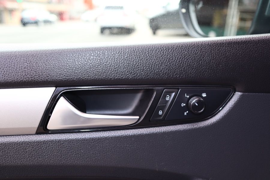 2020 Volkswagen Passat 2.0T SE Auto, available for sale in Jamaica, New York | Hillside Auto Mall Inc.. Jamaica, New York 2020 Volkswagen Passat 2.0T SE Auto, available for sale in Jamaica, New York | Hillside Auto Mall Inc.. Jamaica, New York