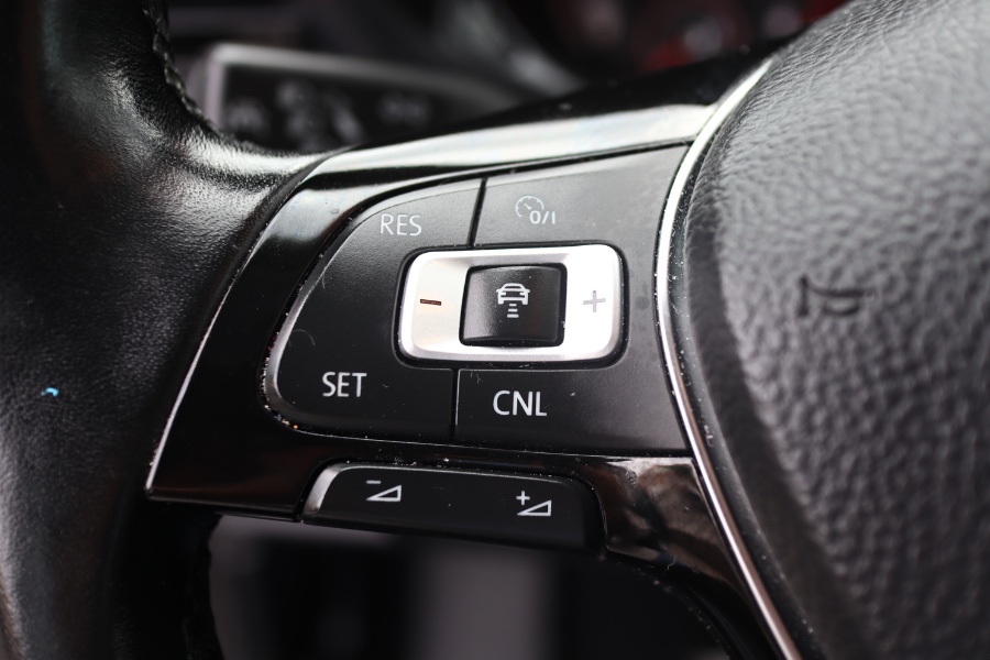 2020 Volkswagen Passat 2.0T SE Auto, available for sale in Jamaica, New York | Hillside Auto Mall Inc.. Jamaica, New York 2020 Volkswagen Passat 2.0T SE Auto, available for sale in Jamaica, New York | Hillside Auto Mall Inc.. Jamaica, New York