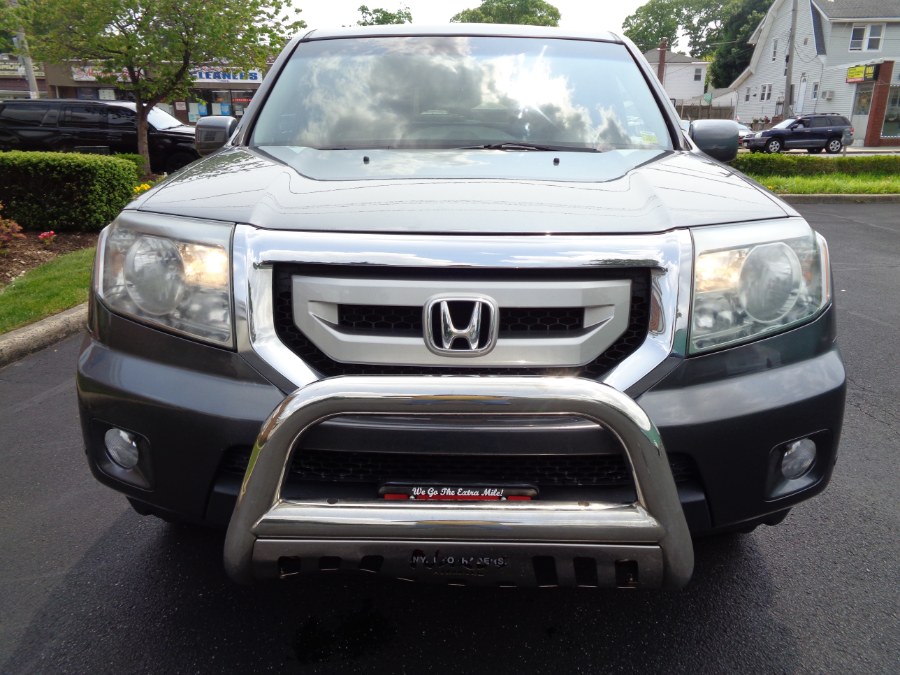 2011 Honda Pilot 4WD 4dr Touring w/RES & Navi, available for sale in Valley Stream, New York | NY Auto Traders. Valley Stream, New York 2011 Honda Pilot 4WD 4dr Touring w/RES & Navi, available for sale in Valley Stream, New York | NY Auto Traders. Valley Stream, New York