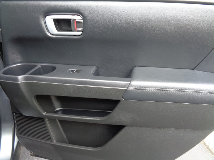 2011 Honda Pilot 4WD 4dr Touring w/RES & Navi, available for sale in Valley Stream, New York | NY Auto Traders. Valley Stream, New York 2011 Honda Pilot 4WD 4dr Touring w/RES & Navi, available for sale in Valley Stream, New York | NY Auto Traders. Valley Stream, New York