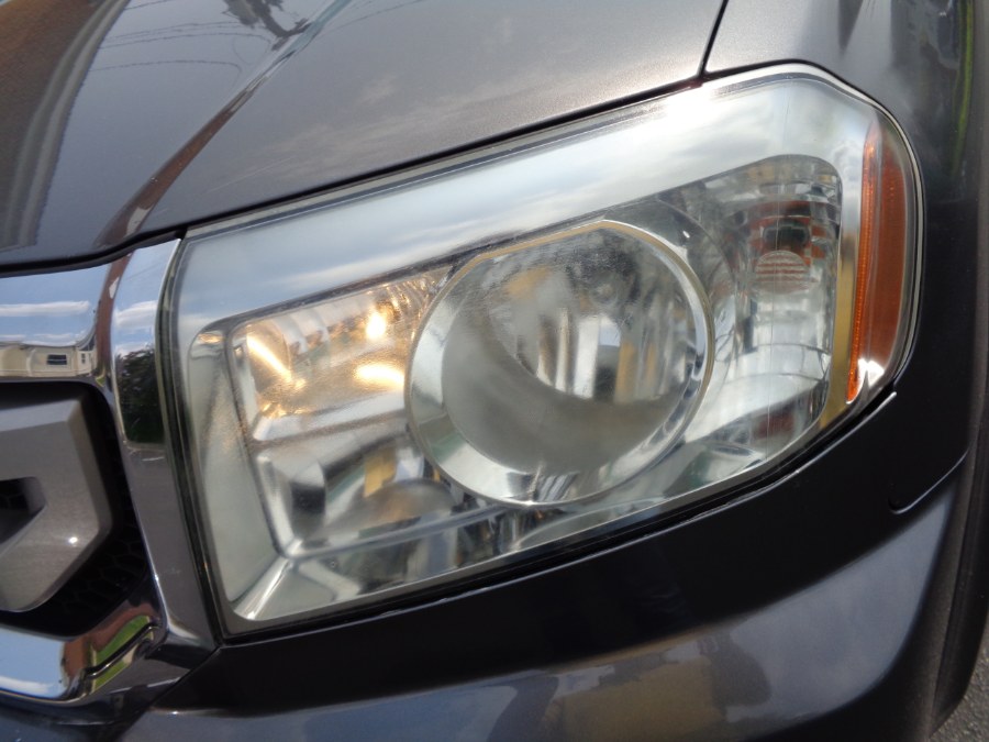 2011 Honda Pilot 4WD 4dr Touring w/RES & Navi, available for sale in Valley Stream, New York | NY Auto Traders. Valley Stream, New York 2011 Honda Pilot 4WD 4dr Touring w/RES & Navi, available for sale in Valley Stream, New York | NY Auto Traders. Valley Stream, New York
