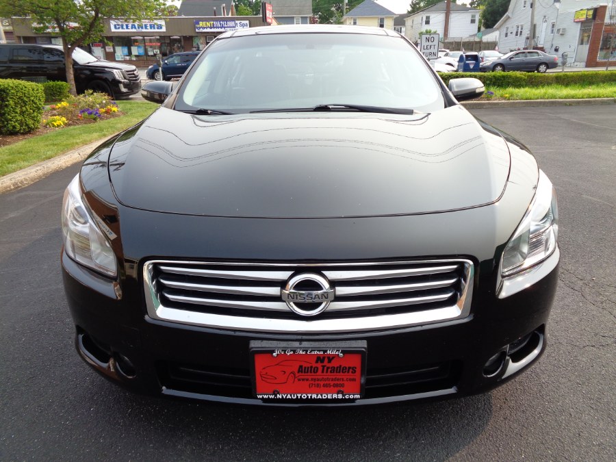 2013 Nissan Maxima 4dr Sdn 3.5 SV w/Premium Pkg, available for sale in Valley Stream, New York | NY Auto Traders. Valley Stream, New York 2013 Nissan Maxima 4dr Sdn 3.5 SV w/Premium Pkg, available for sale in Valley Stream, New York | NY Auto Traders. Valley Stream, New York