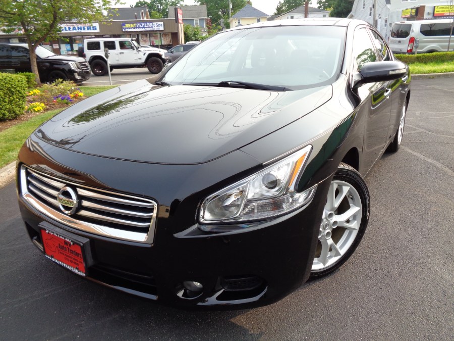 2013 Nissan Maxima 4dr Sdn 3.5 SV w/Premium Pkg, available for sale in Valley Stream, New York | NY Auto Traders. Valley Stream, New York 2013 Nissan Maxima 4dr Sdn 3.5 SV w/Premium Pkg, available for sale in Valley Stream, New York | NY Auto Traders. Valley Stream, New York
