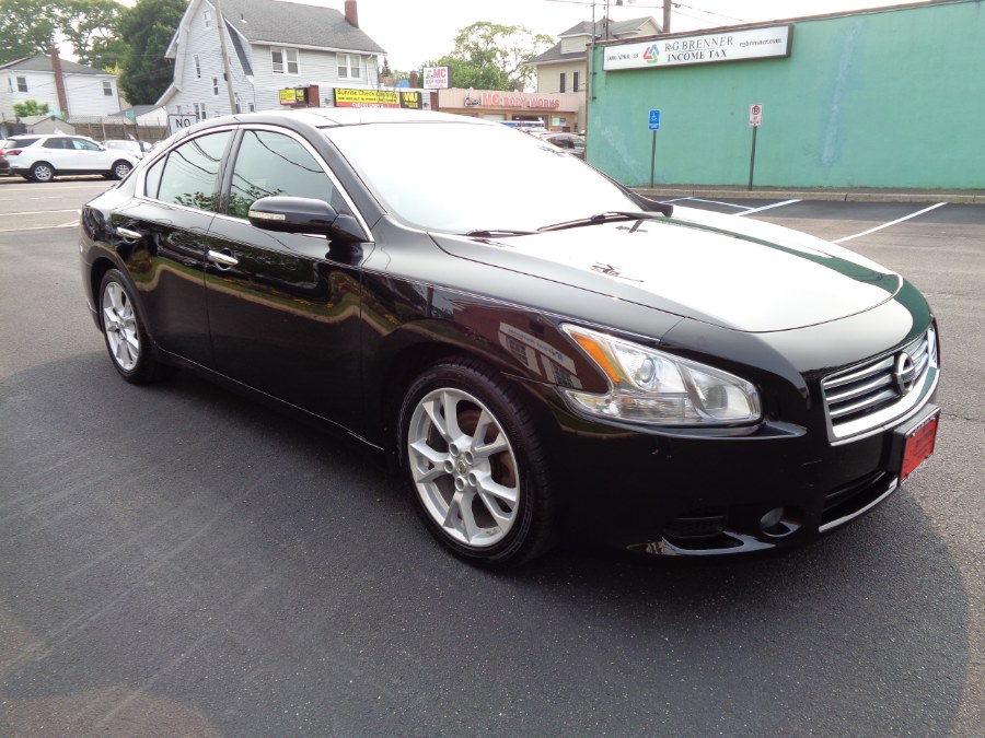 2013 Nissan Maxima 4dr Sdn 3.5 SV w/Premium Pkg, available for sale in Valley Stream, New York | NY Auto Traders. Valley Stream, New York 2013 Nissan Maxima 4dr Sdn 3.5 SV w/Premium Pkg, available for sale in Valley Stream, New York | NY Auto Traders. Valley Stream, New York