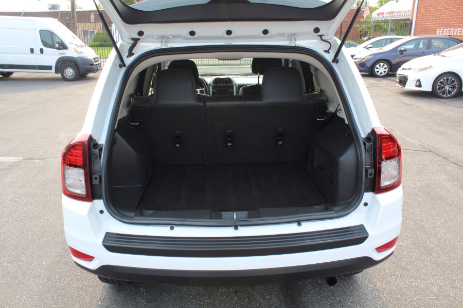 2016 Jeep Compass FWD 4dr Latitude, available for sale in Deer Park, New York | Car Tec Enterprise Leasing & Sales LLC. Deer Park, New York 2016 Jeep Compass FWD 4dr Latitude, available for sale in Deer Park, New York | Car Tec Enterprise Leasing & Sales LLC. Deer Park, New York