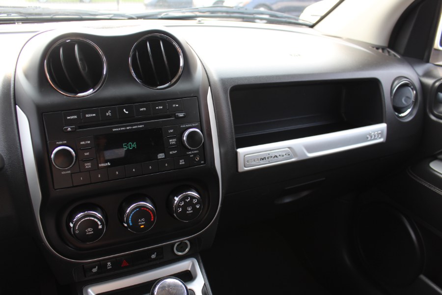 2016 Jeep Compass FWD 4dr Latitude, available for sale in Deer Park, New York | Car Tec Enterprise Leasing & Sales LLC. Deer Park, New York 2016 Jeep Compass FWD 4dr Latitude, available for sale in Deer Park, New York | Car Tec Enterprise Leasing & Sales LLC. Deer Park, New York