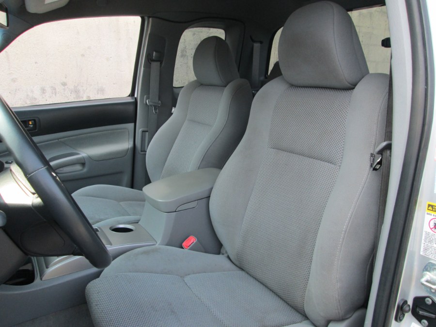 2009 Toyota Tacoma 4WD Access V6 AT, available for sale in Levittown, Pennsylvania | Levittown Auto. Levittown, Pennsylvania 2009 Toyota Tacoma 4WD Access V6 AT, available for sale in Levittown, Pennsylvania | Levittown Auto. Levittown, Pennsylvania
