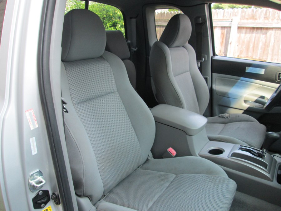 2009 Toyota Tacoma 4WD Access V6 AT, available for sale in Levittown, Pennsylvania | Levittown Auto. Levittown, Pennsylvania 2009 Toyota Tacoma 4WD Access V6 AT, available for sale in Levittown, Pennsylvania | Levittown Auto. Levittown, Pennsylvania