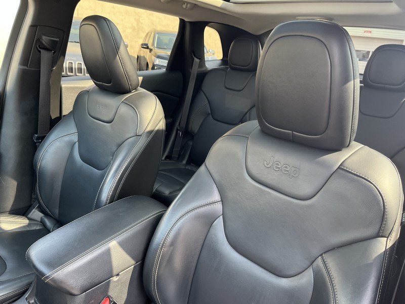2015 Jeep Cherokee 4WD 4dr Limited, available for sale in West Springfield, Massachusetts | Union Street Auto Sales. West Springfield, Massachusetts 2015 Jeep Cherokee 4WD 4dr Limited, available for sale in West Springfield, Massachusetts | Union Street Auto Sales. West Springfield, Massachusetts