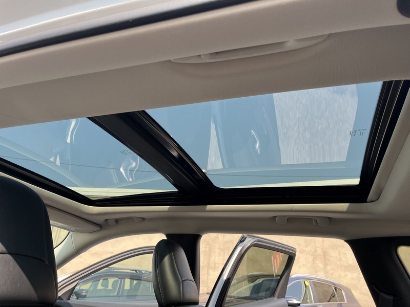 2015 Jeep Cherokee 4WD 4dr Limited, available for sale in West Springfield, Massachusetts | Union Street Auto Sales. West Springfield, Massachusetts 2015 Jeep Cherokee 4WD 4dr Limited, available for sale in West Springfield, Massachusetts | Union Street Auto Sales. West Springfield, Massachusetts