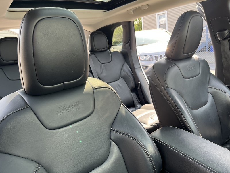 2015 Jeep Cherokee 4WD 4dr Limited, available for sale in West Springfield, Massachusetts | Union Street Auto Sales. West Springfield, Massachusetts 2015 Jeep Cherokee 4WD 4dr Limited, available for sale in West Springfield, Massachusetts | Union Street Auto Sales. West Springfield, Massachusetts