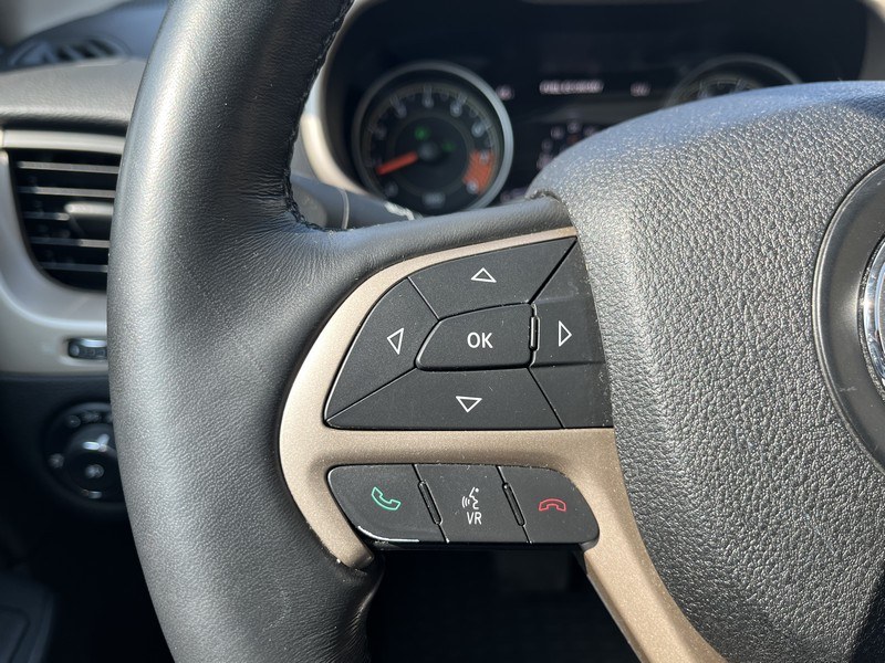 2015 Jeep Cherokee 4WD 4dr Limited, available for sale in West Springfield, Massachusetts | Union Street Auto Sales. West Springfield, Massachusetts 2015 Jeep Cherokee 4WD 4dr Limited, available for sale in West Springfield, Massachusetts | Union Street Auto Sales. West Springfield, Massachusetts