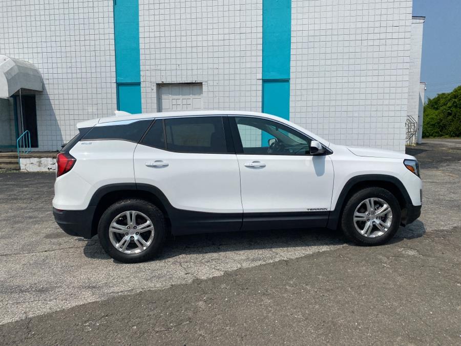 2018 GMC Terrain AWD 4dr SLE, available for sale in Milford, Connecticut | Dealertown Auto Wholesalers. Milford, Connecticut 2018 GMC Terrain AWD 4dr SLE, available for sale in Milford, Connecticut | Dealertown Auto Wholesalers. Milford, Connecticut