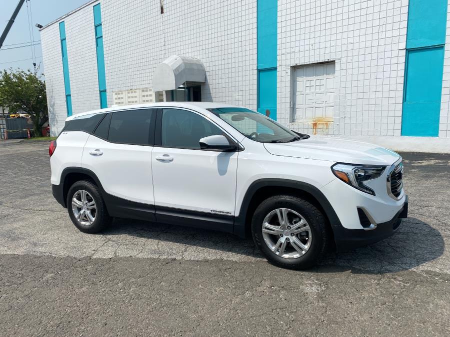 2018 GMC Terrain AWD 4dr SLE, available for sale in Milford, Connecticut | Dealertown Auto Wholesalers. Milford, Connecticut 2018 GMC Terrain AWD 4dr SLE, available for sale in Milford, Connecticut | Dealertown Auto Wholesalers. Milford, Connecticut
