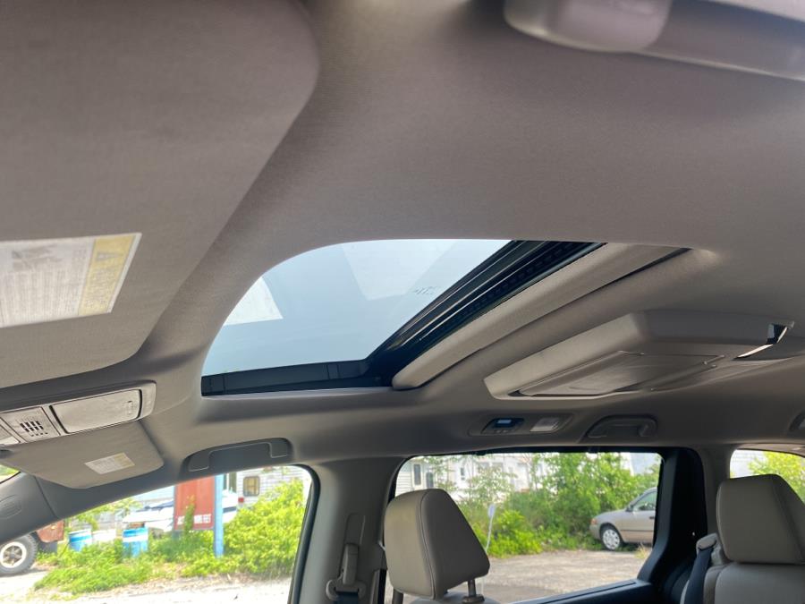 2018 Honda Odyssey EX-L Auto, available for sale in Milford, Connecticut | Dealertown Auto Wholesalers. Milford, Connecticut 2018 Honda Odyssey EX-L Auto, available for sale in Milford, Connecticut | Dealertown Auto Wholesalers. Milford, Connecticut