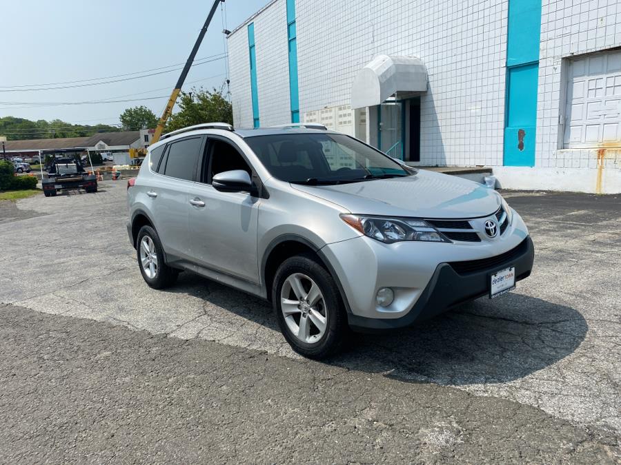2013 Toyota RAV4 AWD 4dr XLE (Natl), available for sale in Milford, Connecticut | Dealertown Auto Wholesalers. Milford, Connecticut 2013 Toyota RAV4 AWD 4dr XLE (Natl), available for sale in Milford, Connecticut | Dealertown Auto Wholesalers. Milford, Connecticut