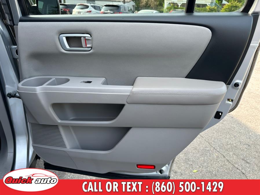 2012 Honda Pilot 4WD 4dr EX, available for sale in Bristol, Connecticut | Quick Auto LLC. Bristol, Connecticut 2012 Honda Pilot 4WD 4dr EX, available for sale in Bristol, Connecticut | Quick Auto LLC. Bristol, Connecticut