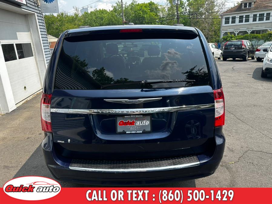 2013 Chrysler Town & Country 4dr Wgn Touring, available for sale in Bristol, Connecticut | Quick Auto LLC. Bristol, Connecticut 2013 Chrysler Town & Country 4dr Wgn Touring, available for sale in Bristol, Connecticut | Quick Auto LLC. Bristol, Connecticut