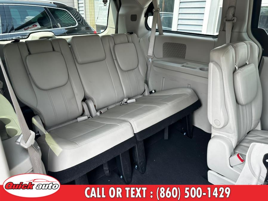 2013 Chrysler Town & Country 4dr Wgn Touring, available for sale in Bristol, Connecticut | Quick Auto LLC. Bristol, Connecticut 2013 Chrysler Town & Country 4dr Wgn Touring, available for sale in Bristol, Connecticut | Quick Auto LLC. Bristol, Connecticut
