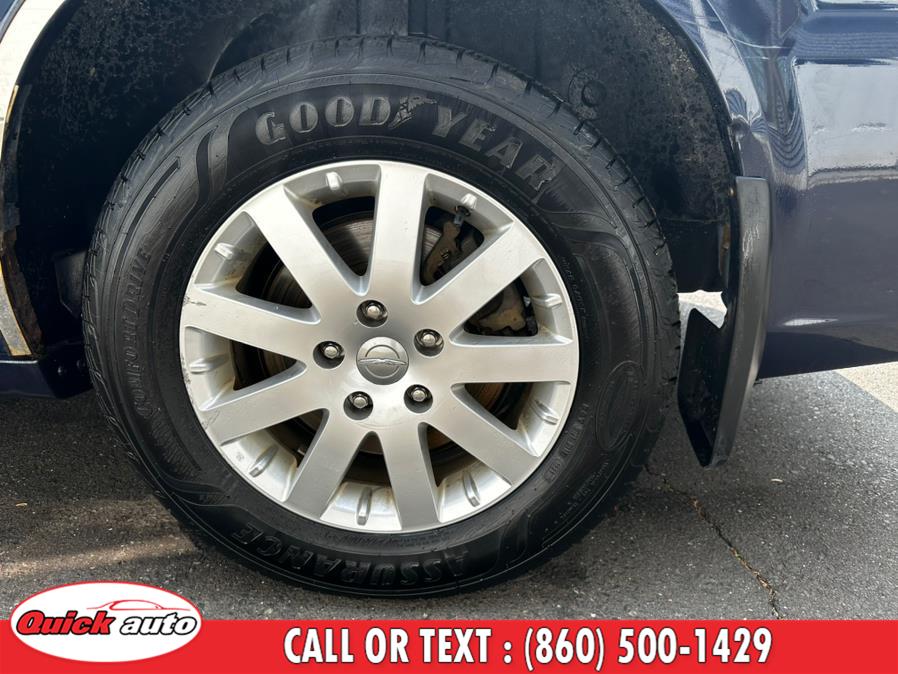 2013 Chrysler Town & Country 4dr Wgn Touring, available for sale in Bristol, Connecticut | Quick Auto LLC. Bristol, Connecticut 2013 Chrysler Town & Country 4dr Wgn Touring, available for sale in Bristol, Connecticut | Quick Auto LLC. Bristol, Connecticut