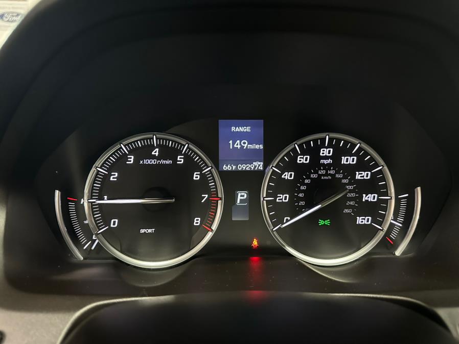 2016 Acura TLX 4dr Sdn FWD V6, available for sale in West Babylon , New York | MP Motors Inc. West Babylon , New York 2016 Acura TLX 4dr Sdn FWD V6, available for sale in West Babylon , New York | MP Motors Inc. West Babylon , New York