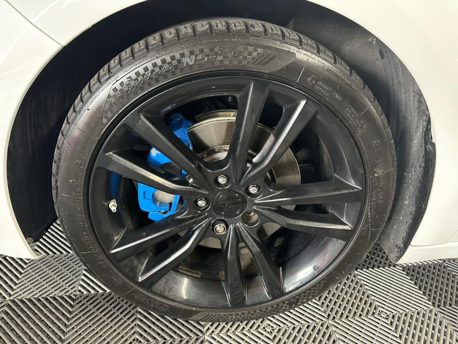 2016 Acura TLX 4dr Sdn FWD V6, available for sale in West Babylon , New York | MP Motors Inc. West Babylon , New York 2016 Acura TLX 4dr Sdn FWD V6, available for sale in West Babylon , New York | MP Motors Inc. West Babylon , New York