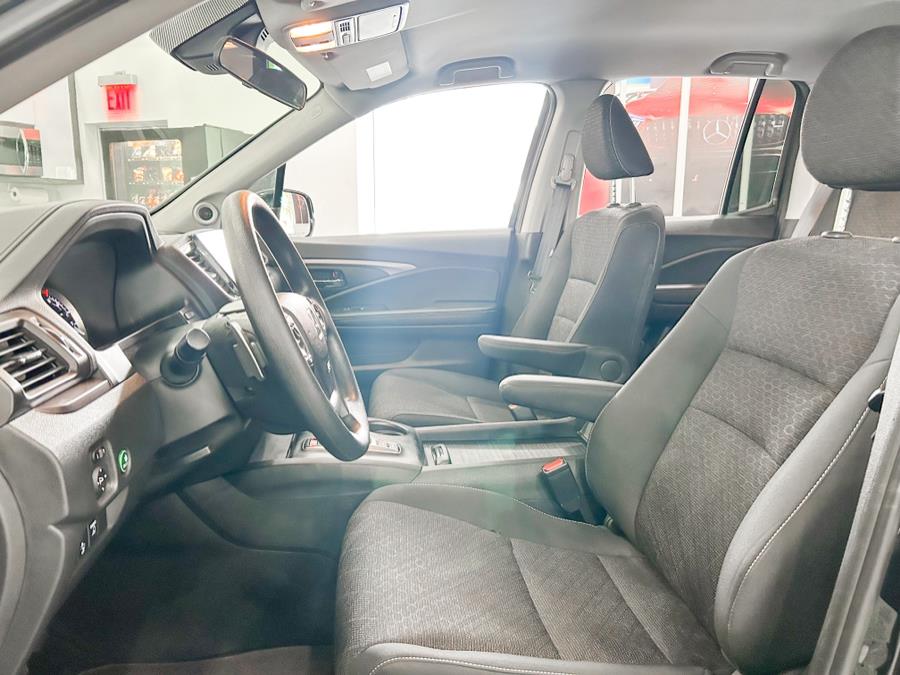 2022 Honda Ridgeline Sport AWD, available for sale in Franklin Square, New York | Luxury Motor Club. Franklin Square, New York 2022 Honda Ridgeline Sport AWD, available for sale in Franklin Square, New York | Luxury Motor Club. Franklin Square, New York