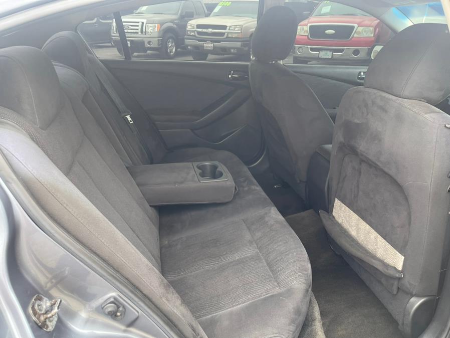 2010 Nissan Altima 4dr Sdn I4 CVT 2.5 S, available for sale in Garden Grove, California | U Save Auto Auction. Garden Grove, California 2010 Nissan Altima 4dr Sdn I4 CVT 2.5 S, available for sale in Garden Grove, California | U Save Auto Auction. Garden Grove, California