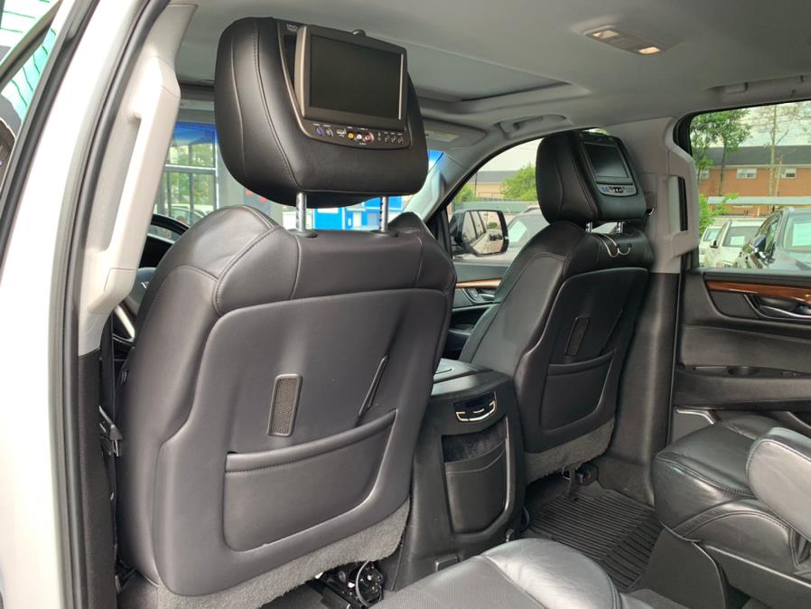 2019 Cadillac Escalade 4WD 4dr Luxury, available for sale in Lodi, New Jersey | European Auto Expo. Lodi, New Jersey 2019 Cadillac Escalade 4WD 4dr Luxury, available for sale in Lodi, New Jersey | European Auto Expo. Lodi, New Jersey